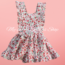 Load image into Gallery viewer, Floral &amp; hearts
