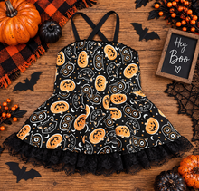 Load image into Gallery viewer, Size 2 lace trim ready to ship
