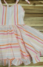 Load image into Gallery viewer, Pink Stripped seersucker
