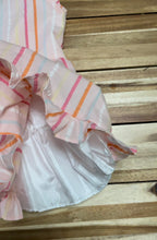 Load image into Gallery viewer, Pink Stripped seersucker
